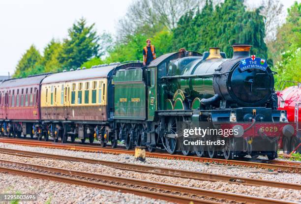 uk steam train on round britain 9 day tour - history and progress of the steam engine stock pictures, royalty-free photos & images