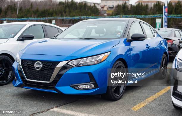 nissan sentra 2020 - nissan stock-fotos und bilder