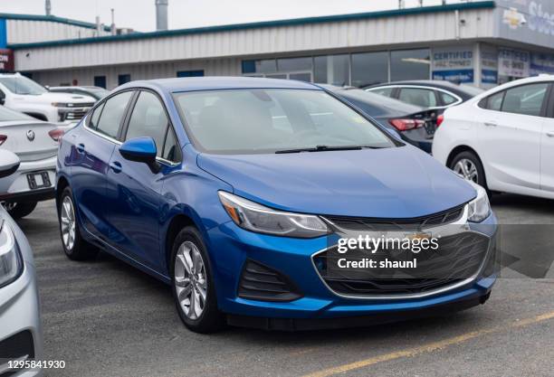 2019 chevrolet cruze sedan - saloon car stock pictures, royalty-free photos & images