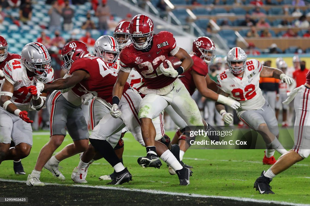 CFP National Championship Presented by AT&T - Ohio State v Alabama