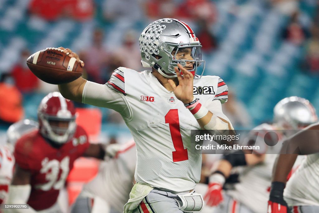 CFP National Championship Presented by AT&T - Ohio State v Alabama