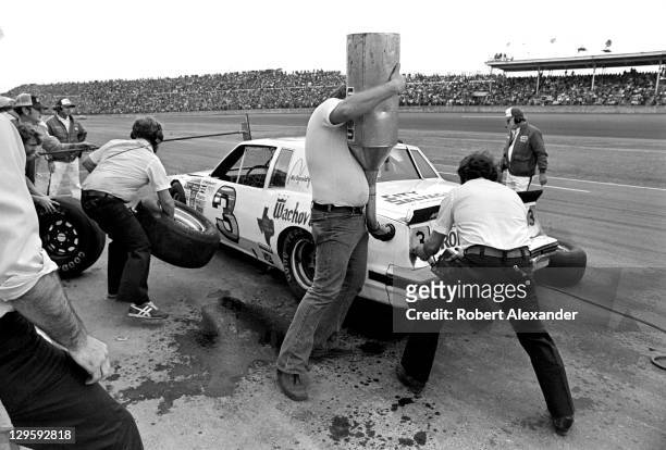 Driver and owner of the No. 3 car, Richard Childress, makes a pit stop during the 1981 Daytona 500 at the Daytona International Speedway on February...