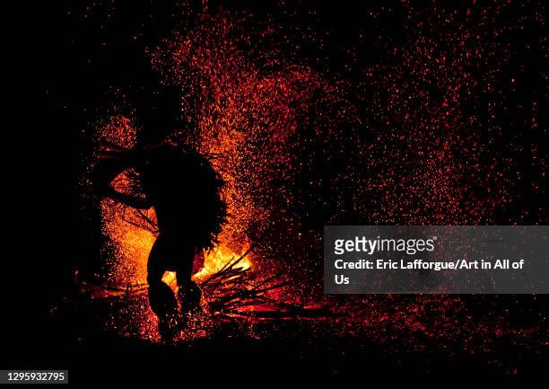 Dancer with a giant mask during a Baining tribe fire ceremony, East New Britain Province, Rabaul, Papua New Guinea on September 30, 2009 in Rabaul,...