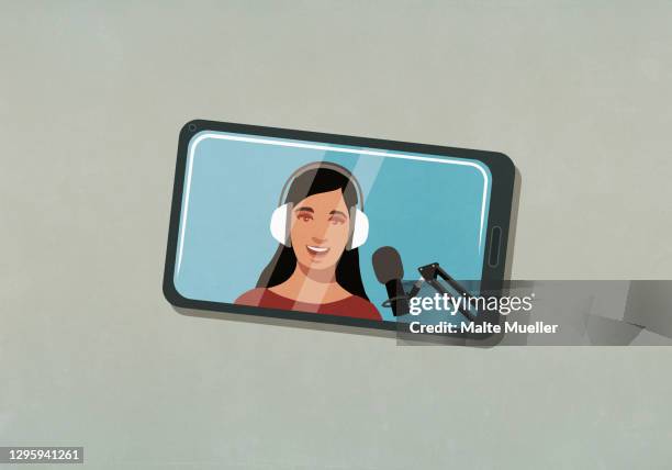 ilustrações, clipart, desenhos animados e ícones de woman with headphones and microphone vlogging on smart phone - locutor de rádio dj