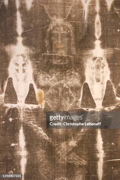 inside the saint sulpice church, in paris - turin shroud stock pictures, royalty-free photos & images