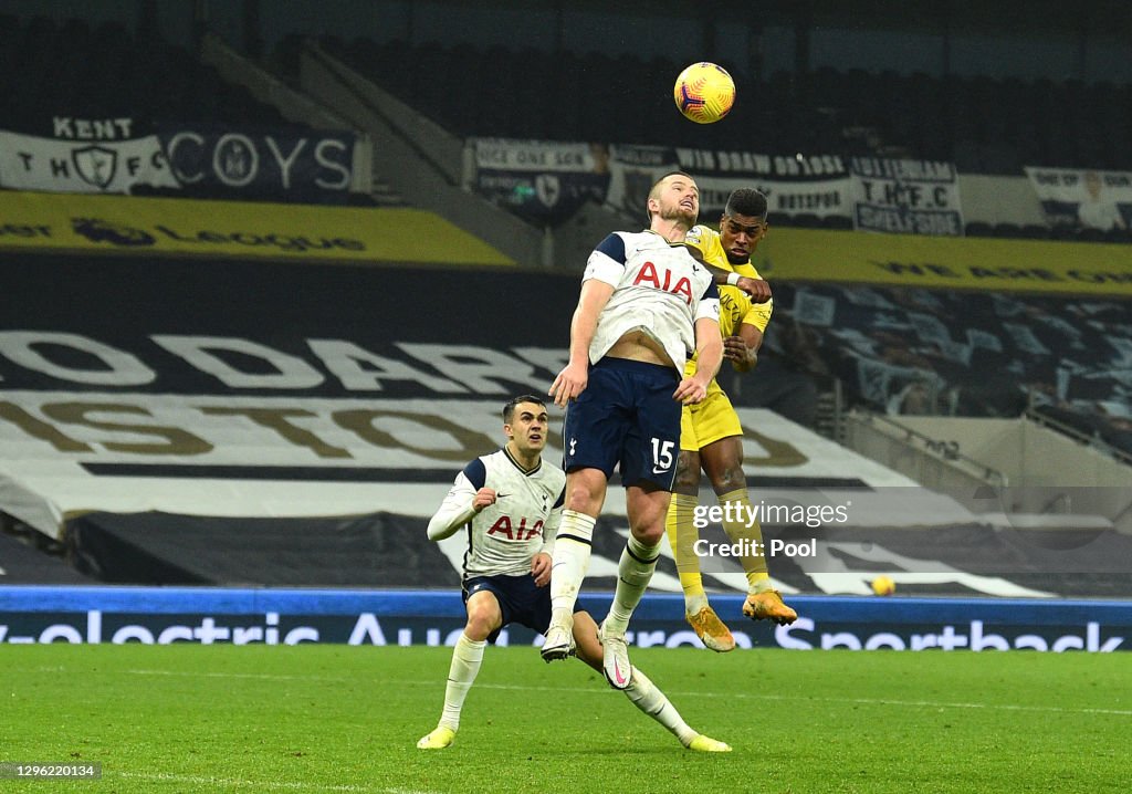 Tottenham Hotspur v Fulham - Premier League