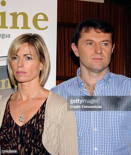Kate McCann and Gerry McCann present the spanish edition of their book 'Madeleine' at the Wellington Hotel on October 19, 2011 in Madrid, Spain.