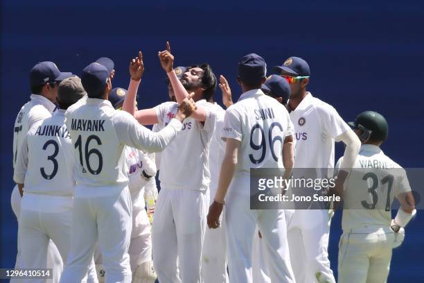 Mohammed Siraj of India celebrates dismissing David Warner of Australia during day one of the 4th Test Match in the series between Australia and...