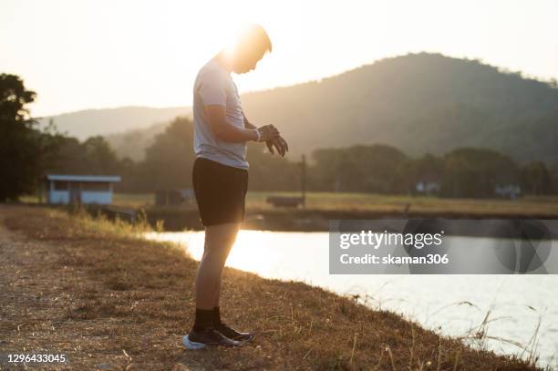 Running Single Man 29 One Man Jogging Drawing Stock Photos, High-Res Pictures, and Images ...