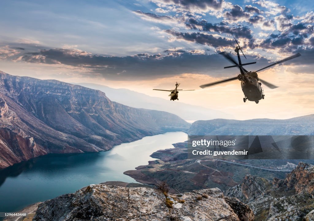 Uh-60 Blackhawks tijdens de vlucht