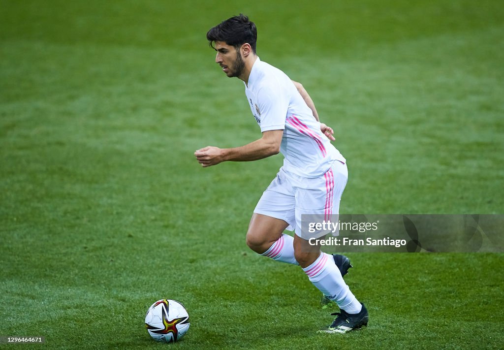 Real Madrid v Athletic Club - Supercopa de Espana Semi Final