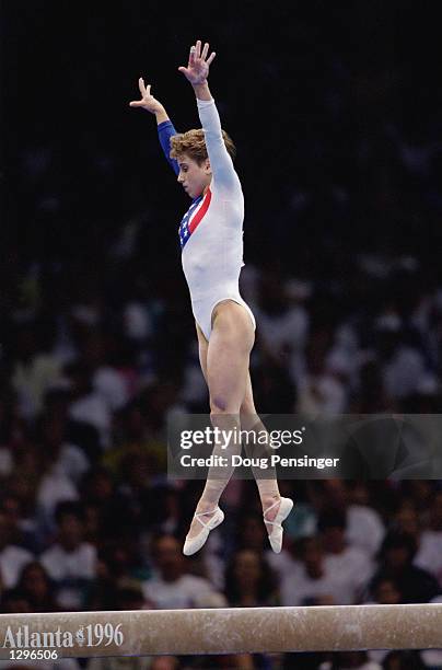 Kerri Strug Photos and Premium High Res Pictures - Getty Images