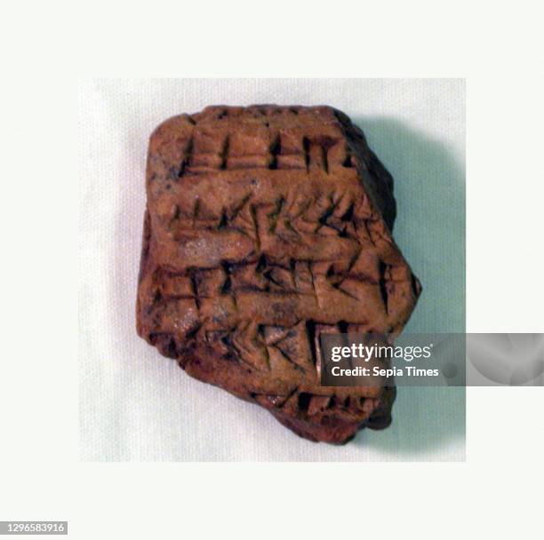 Fragment of a promissory note for dates, Neo-Babylonian, ca. 626–539 B.C., Mesopotamia, Babylonian, Clay, 3.2 x 2.7 x 1.4 cm , Clay-Tablets-Inscribed.