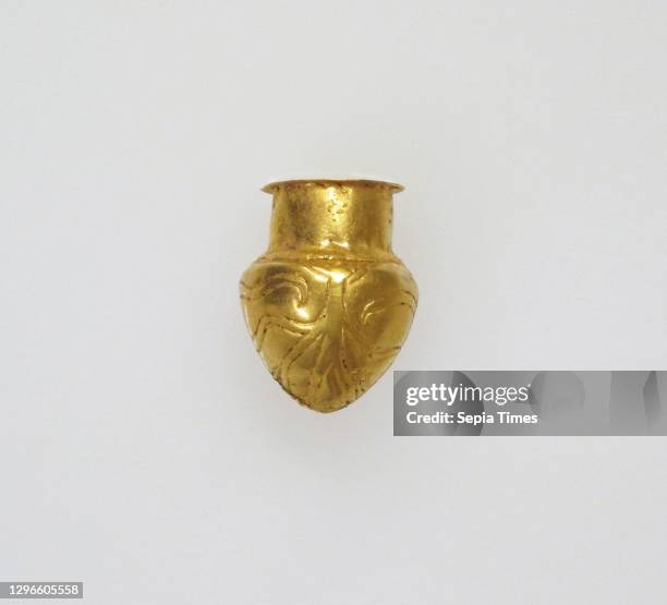 Rattle Gold 53 Gold Rattle Stock Photos, High-Res Pictures, and Images - Getty Images