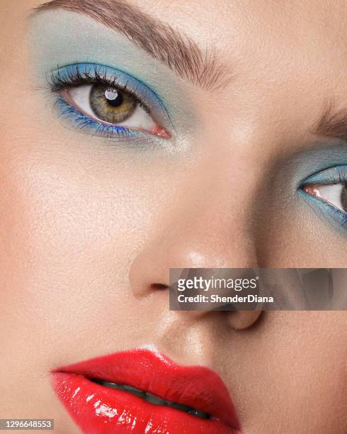 professionale make up ritratto di bellezza - eyeshadow foto e immagini stock