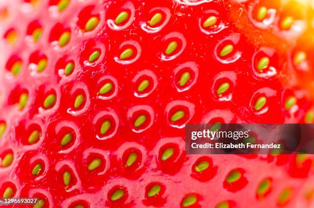 full frame shot of strawberry - strawberry 個照片及圖片檔