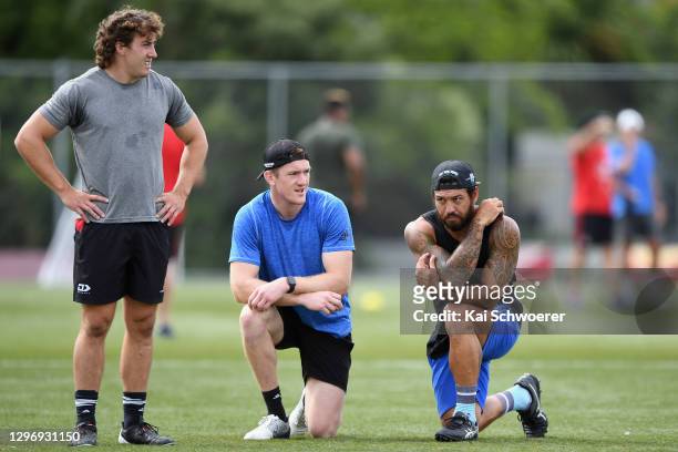 Josh McKay, Dallas McLeod and Rene Ranger look on during a Crusaders Super Rugby training session at English Park on January 18, 2021 in...