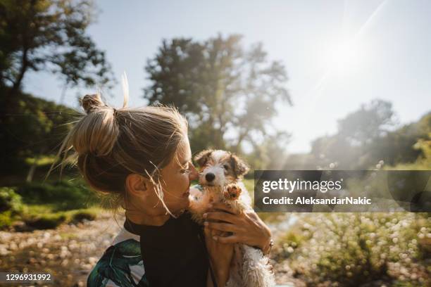 our first summer together - puppy imagens e fotografias de stock