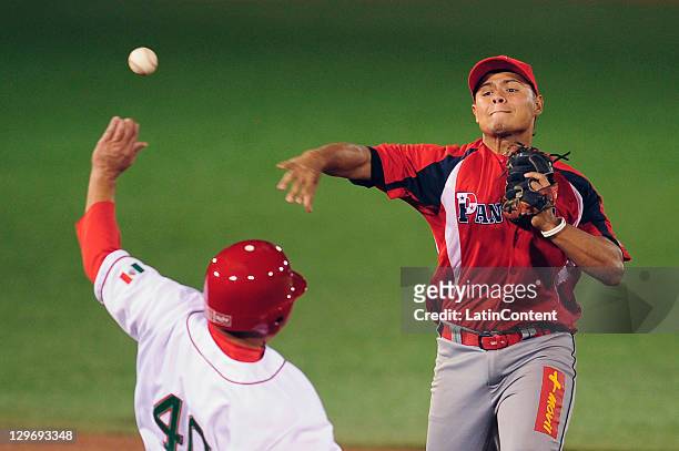 Jeff Patino of Panama during the baseball game between Mexico and Panama in the 2011 Pan American Games Pan American in Baseball Stadium October 17,...