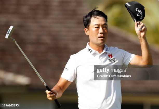 Kevin Na of the United States celebrates after winning on the 18th hole during the final round of the Sony Open in Hawaii at the Waialae Country Club...