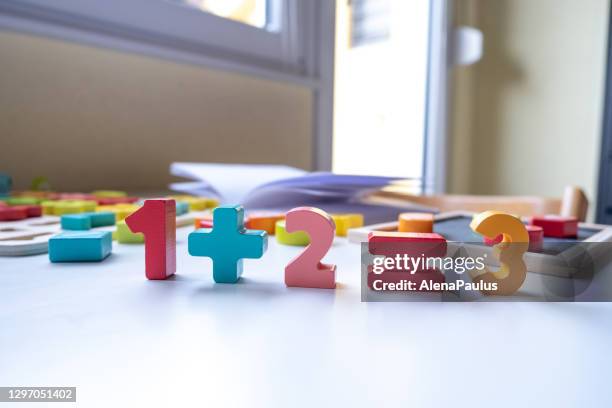 learning numbers and basics math concept - minus 3 stock pictures, royalty-free photos & images