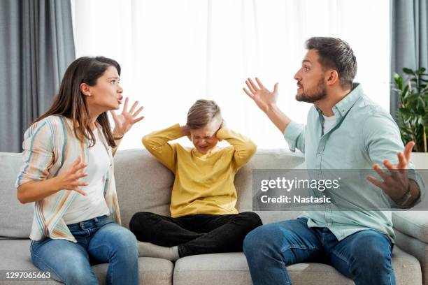 Parents Fight 98 Parents Arguing In Front Of Kids Stock Photos, High-Res Pictures ...