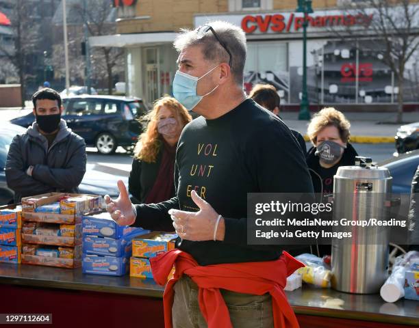 Thomas Rudy Ruth Rudy Photos and Premium High Res Pictures - Getty Images