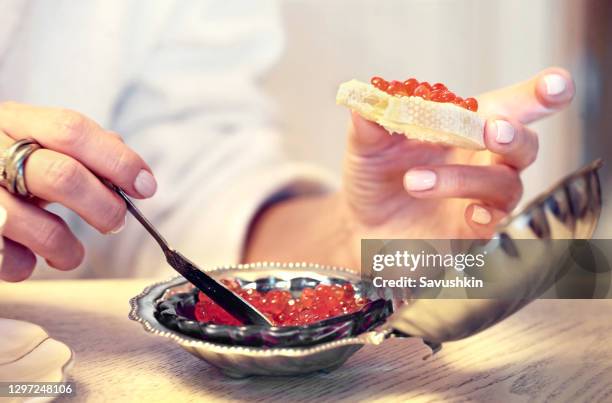 sandwiches with caviar - red caviar stock pictures, royalty-free photos & images