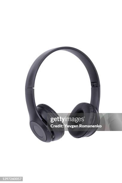 black headphones isolated on white background - headphones isolated foto e immagini stock