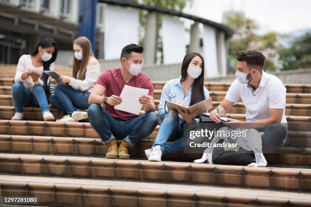 Study Mask 7,215 University Student Mask Stock Photos, High-Res Pictures, and ...
