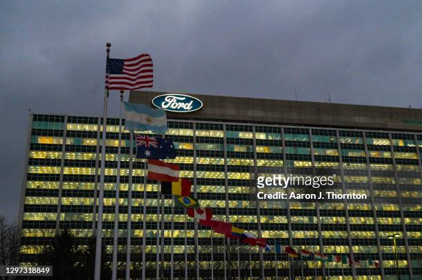  Sede Mundial De Ford Fotografías e imágenes de stock