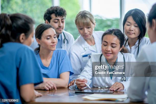 let's take a closer look at the human anatomy - civilian stock pictures, royalty-free photos & images