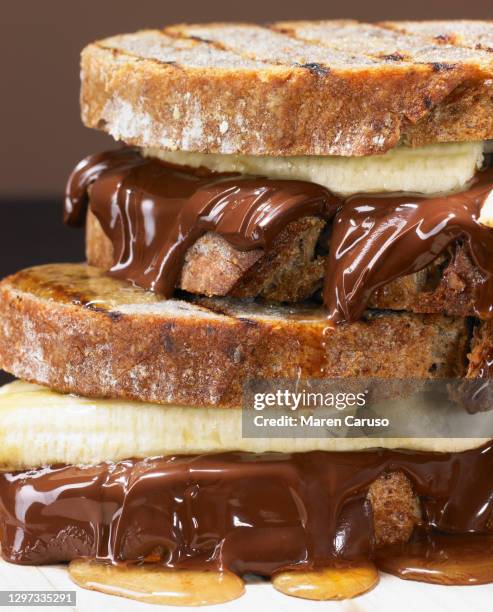 banana and nutella panini - panini fotografías e imágenes de stock