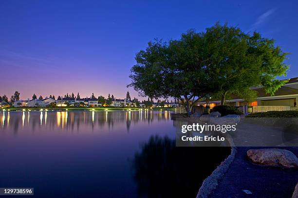 north lake at twilight, irvine, california - irvine california fotografías e imágenes de stock