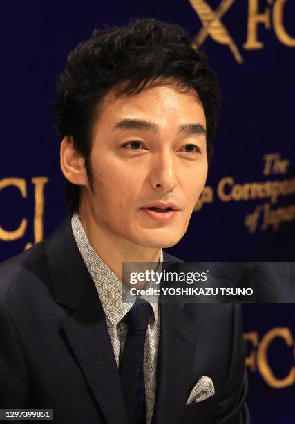 Acteur japonais et ancien membre du groupe de pop music "SMAP" Tsuyoshi Kusanagi lors d'une conférence de presse le 9 octobre 2020 à Tokyo, Japon.