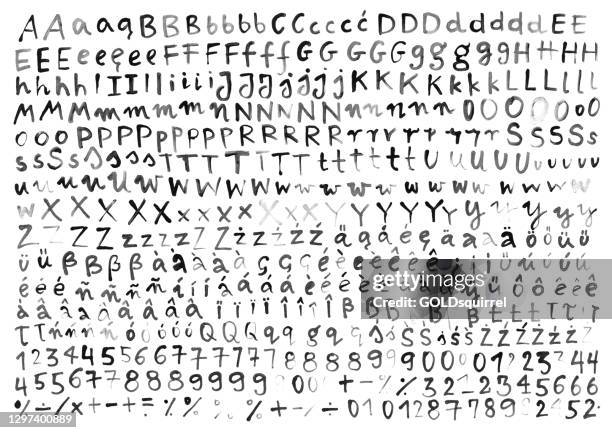 illustrazioni stock, clip art, cartoni animati e icone di tendenza di foglio di carta bianco rettangolare riempito con un pennello stretto dipinto a mano e lettere e numeri di vernice acrilica nera - illustrazione vettoriale con design e numeri dell'alfabeto personalizzati - modello grafico - design con effetto strutturato - fatto in casa