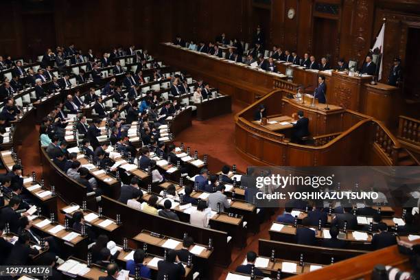 Le premier ministre japonais Shinzo Abe lors d'une séance à la Diète le 30 janvier 2019, à Tokyo, Japon.