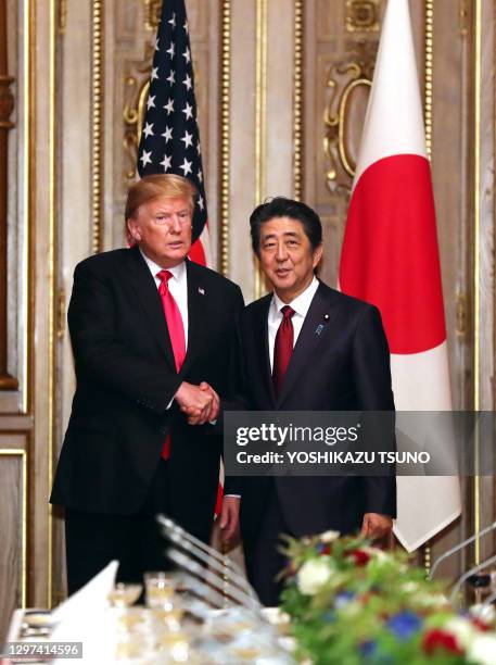 Le président américain Donald Trump reçu par le premier ministre japonais Shinzo Abe le 27 mai 2019 à Tokyo, Japon.