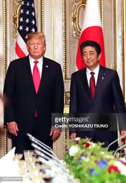 Le président américain Donald Trump reçu par le premier ministre japonais Shinzo Abe le 27 mai 2019 à Tokyo, Japon.