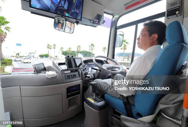 La préfecture de Kanagawa, Odakyu Electric Railway et Softbank's SB Drive ont lancé une expérimentation d'un service de bus de transport autonome à...