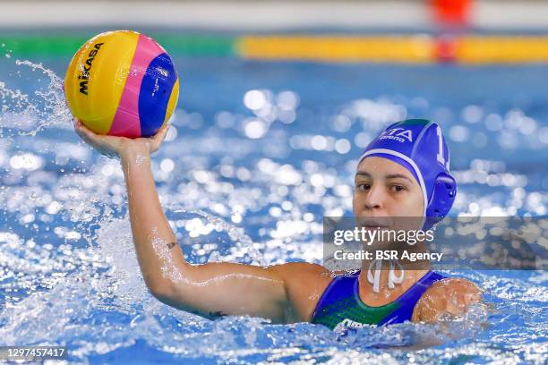 Izabella Chiappini of Italy during the match between Netherlands and Italy at Women's Water Polo Olympic Games Qualification Tournament at Bruno...