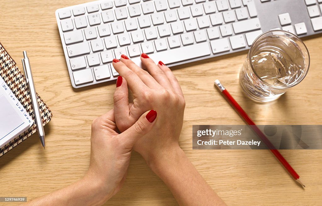 Computer keyboard and repetitive strain injury