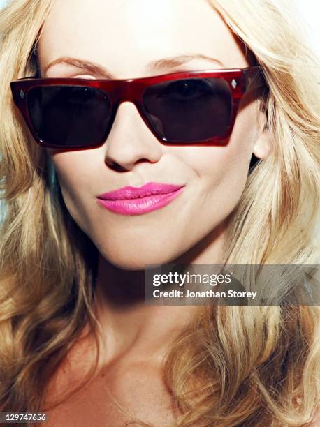 head shot of female wearing sunglasses - pink lipstick stock pictures, royalty-free photos & images