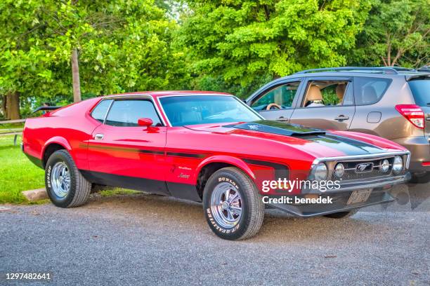 red 1970s ford mustang stallion - mustang stock pictures, royalty-free photos & images