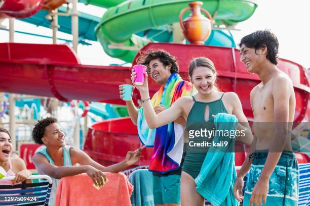 teenagers having fun at water park - native korean stock pictures, royalty-free photos & images