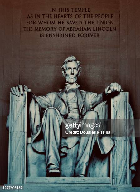 abraham lincoln - washington dc memorial - national democratic party stock pictures, royalty-free photos & images