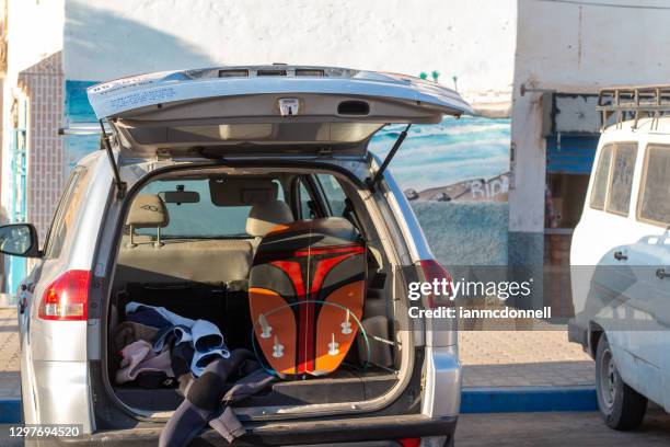 surfboard - silver surfer stockfoto's en -beelden