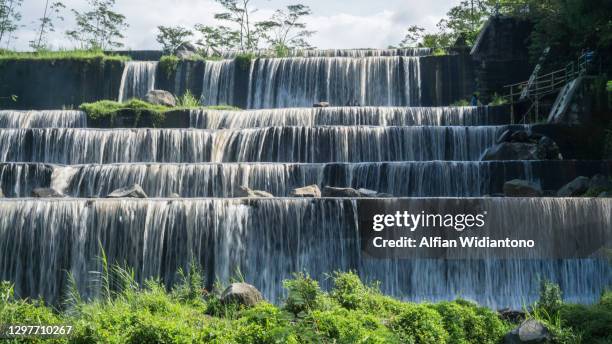 Round Step Waterfall Stepped Waterfall Photos and Premium High Res Pictures - Getty Images