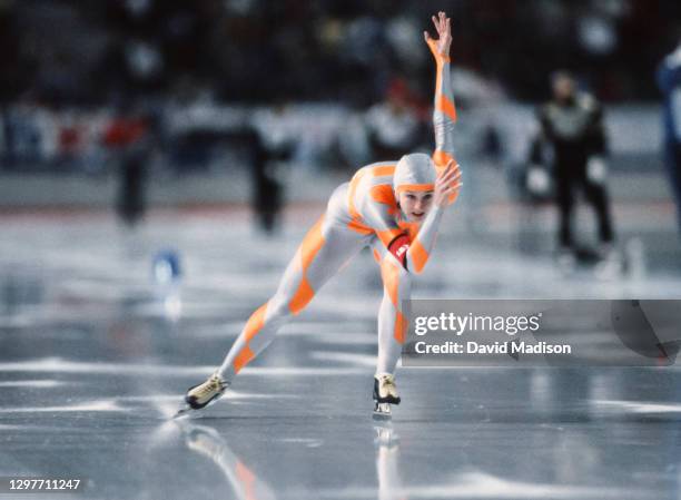 Bonnie Blair of the United States skates in the 1000 meter long track speed skating event of the 1988 Olympic Games on February 26, 1988 at the...