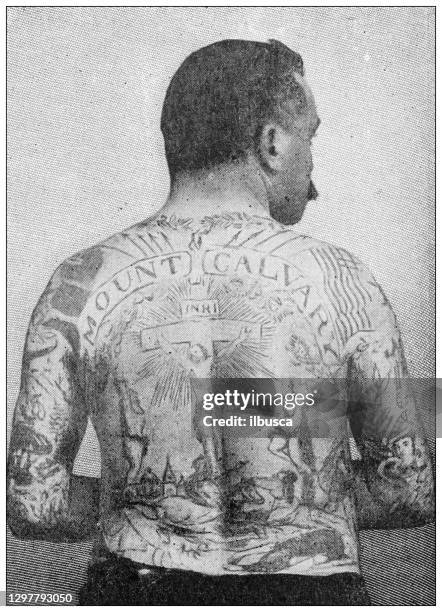 antikes schwarz-weiß-foto: tattoos - vintage tattoo stock-grafiken, -clipart, -cartoons und -symbole